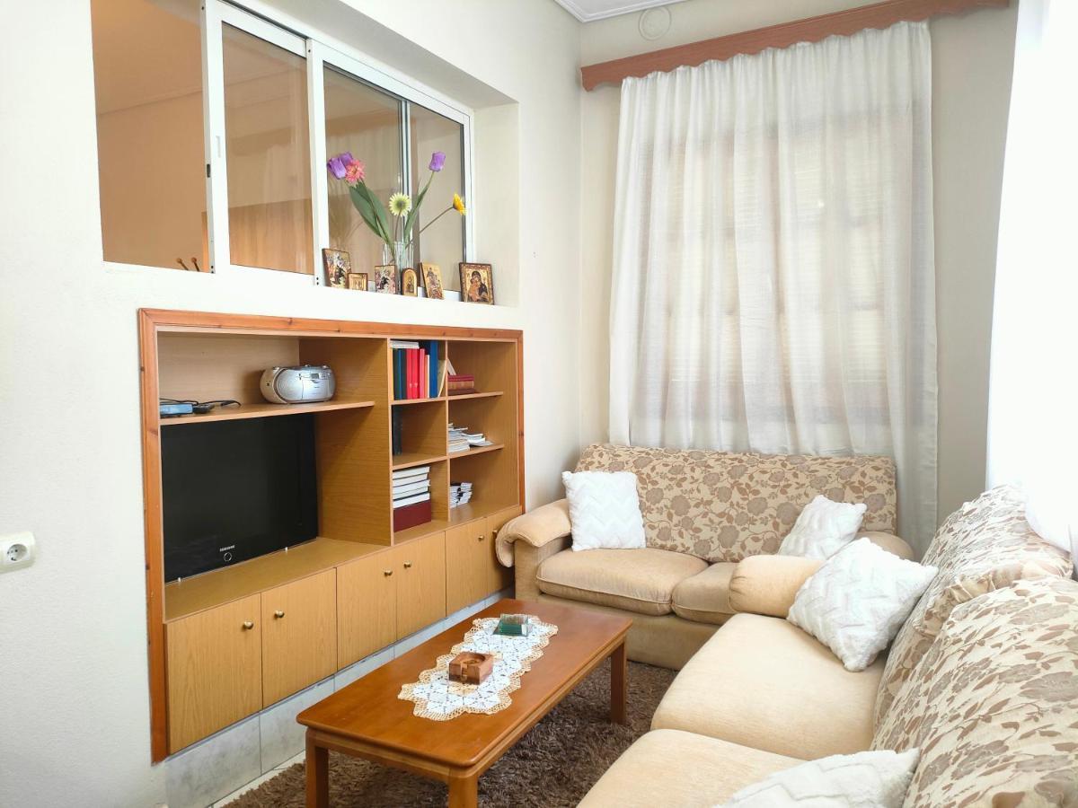Economy Central Residence Kalampáka Buitenkant foto